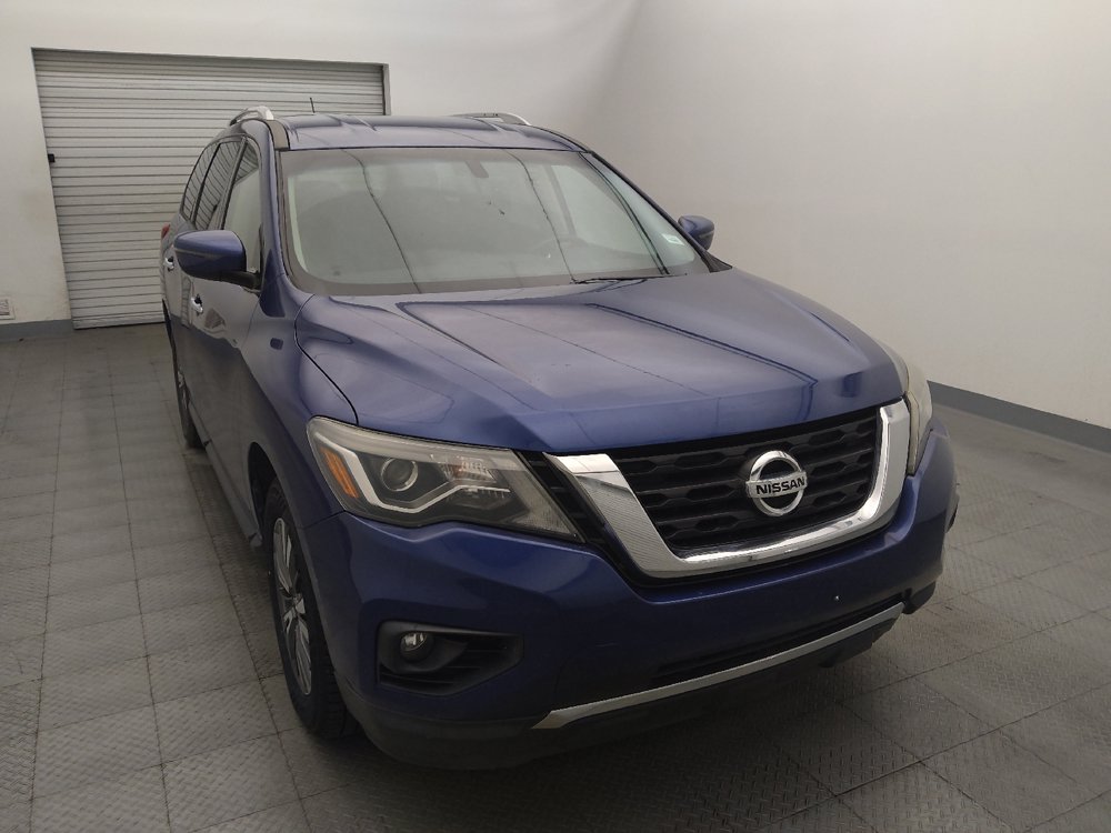 Used 2018 Nissan Pathfinder SV FWD image 14