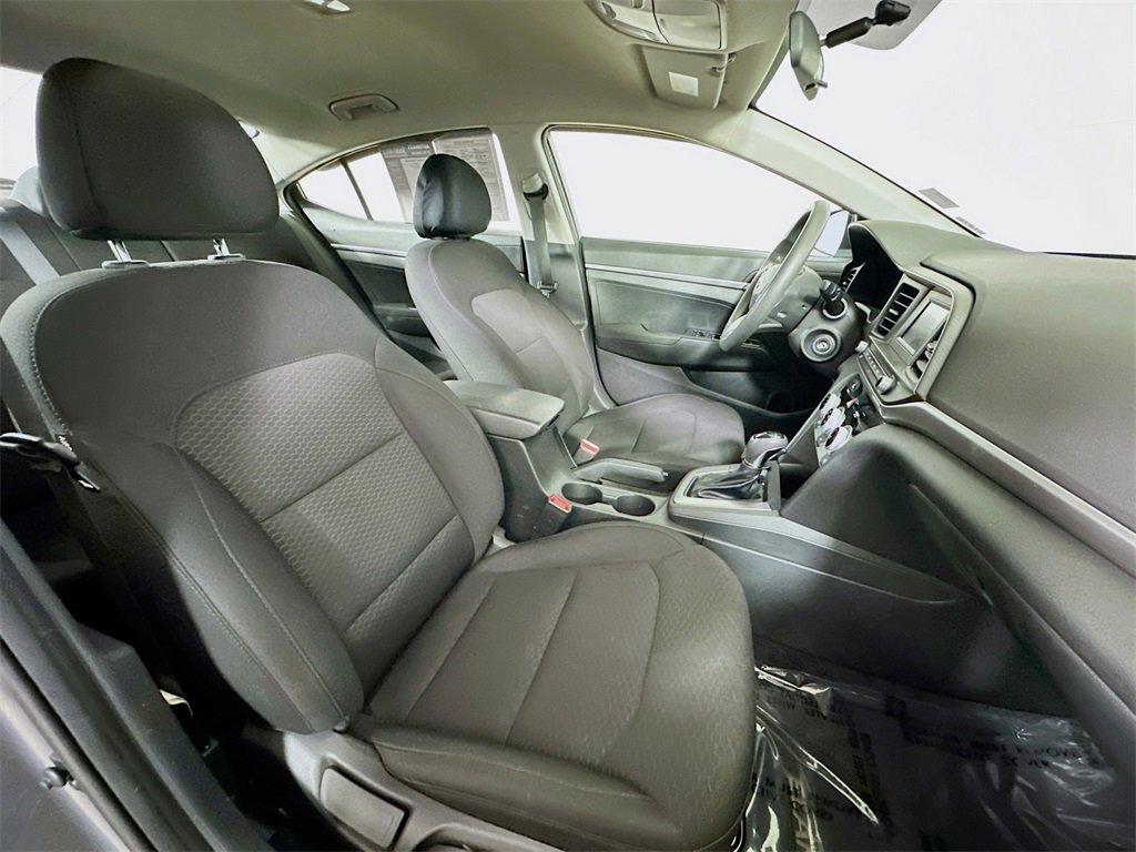 Used 2019 Hyundai Elantra SE w/ Cargo Package image 12
