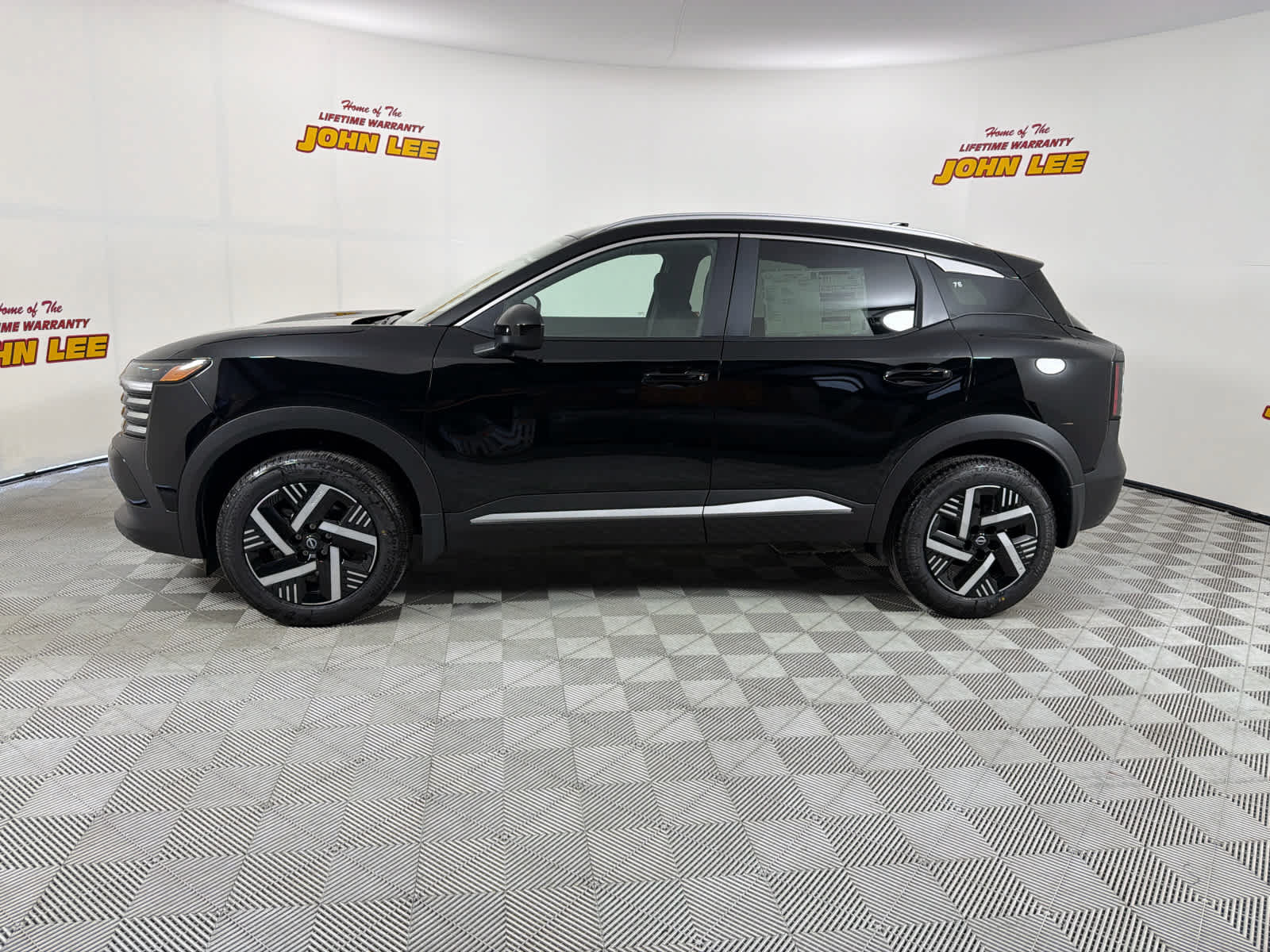 New 2026 Nissan Kicks SV FWD image 2