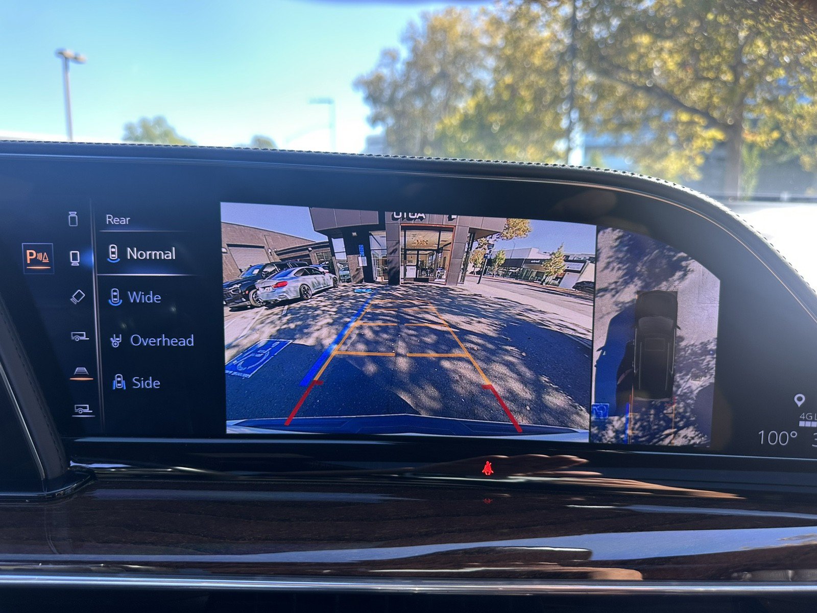 Used 2021 Cadillac Escalade Sport Platinum w/ LPO, ONYX Package AWD/4WD image 28