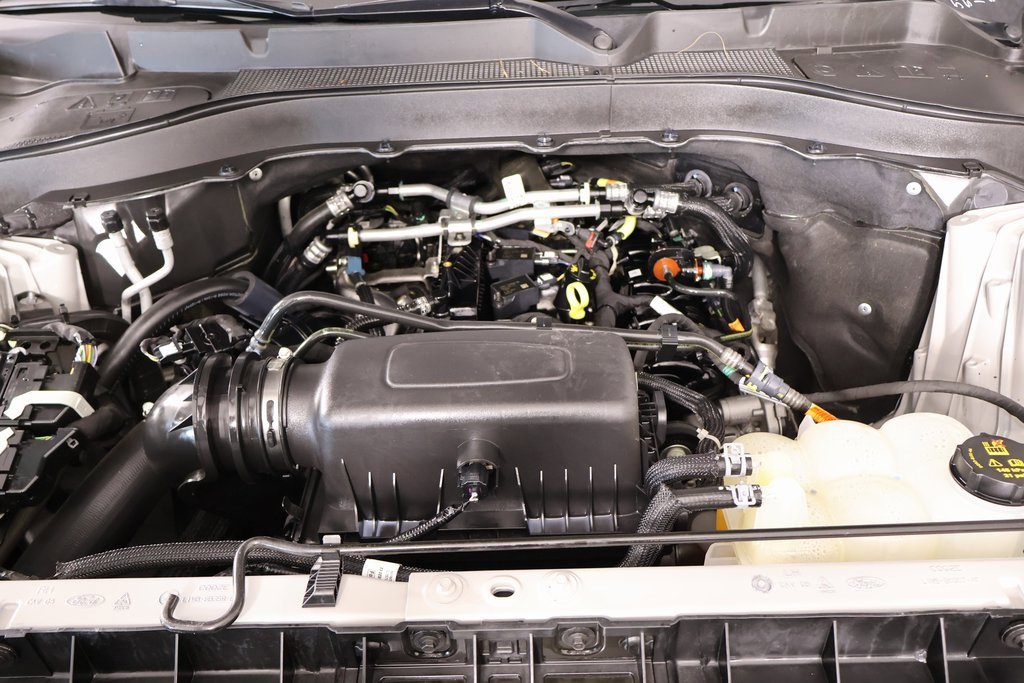 Used 2023 Ford Explorer XLT w/ Equipment Group 202A image 20