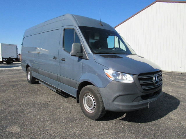 Used 2019 Mercedes-Benz Sprinter 170 image 9