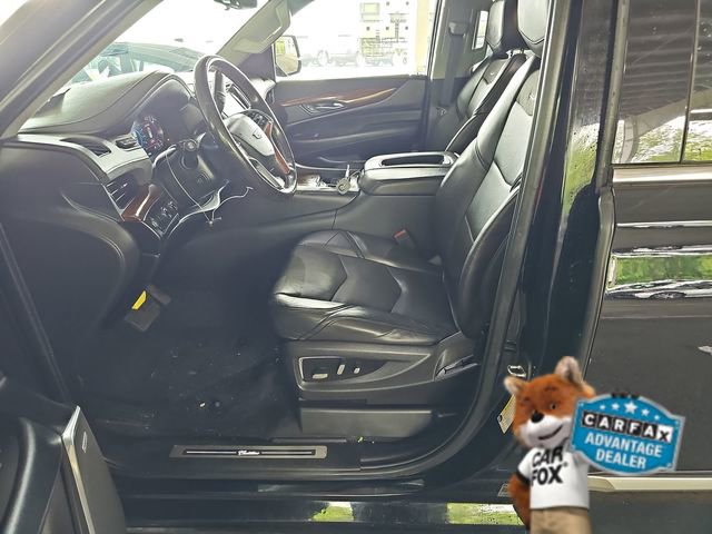 Used 2019 Cadillac Escalade Luxury image 8