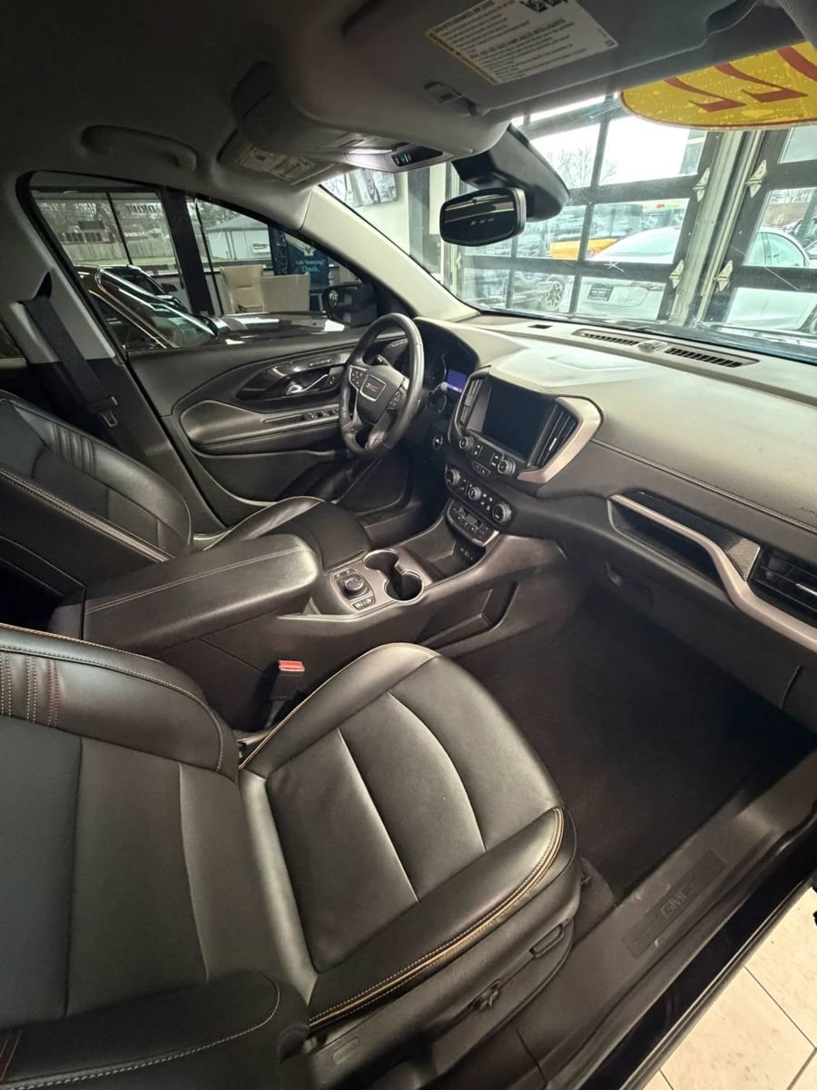 Used 2022 GMC Terrain AT4 AWD/4WD image 11