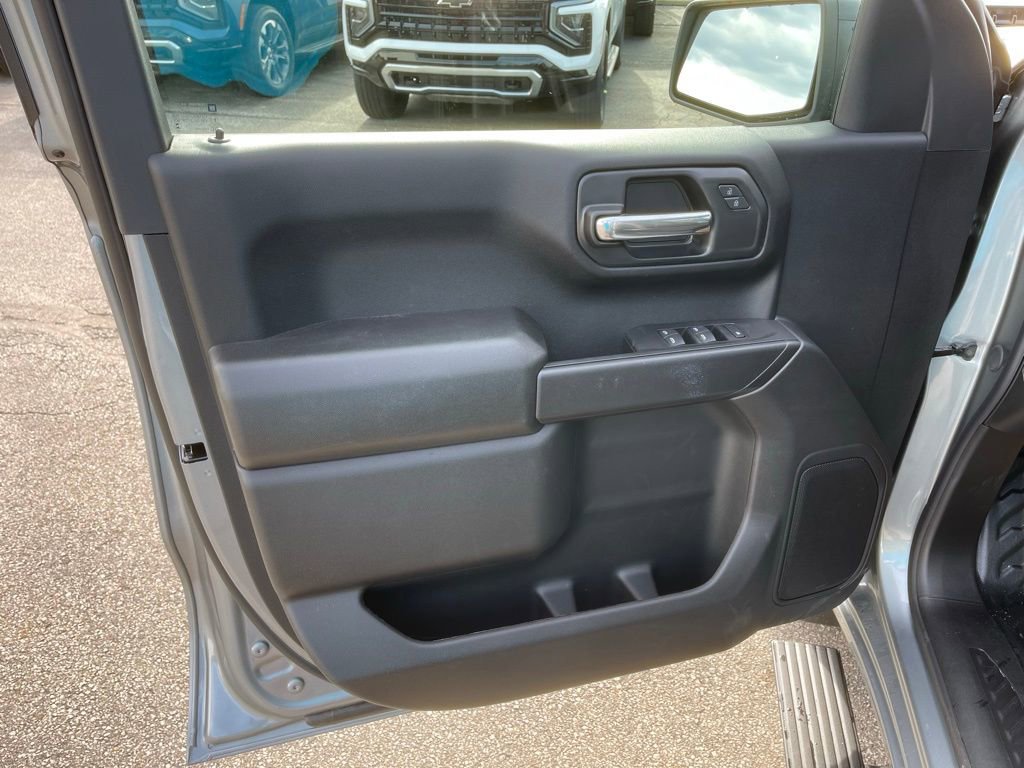 New 2026 Chevrolet Silverado 1500 W/T image 9