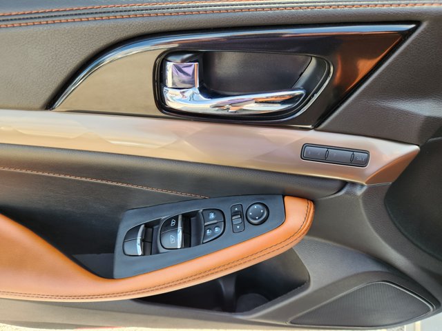 Certified 2019 Nissan Maxima Platinum w/ Reserve Package FWD image 18