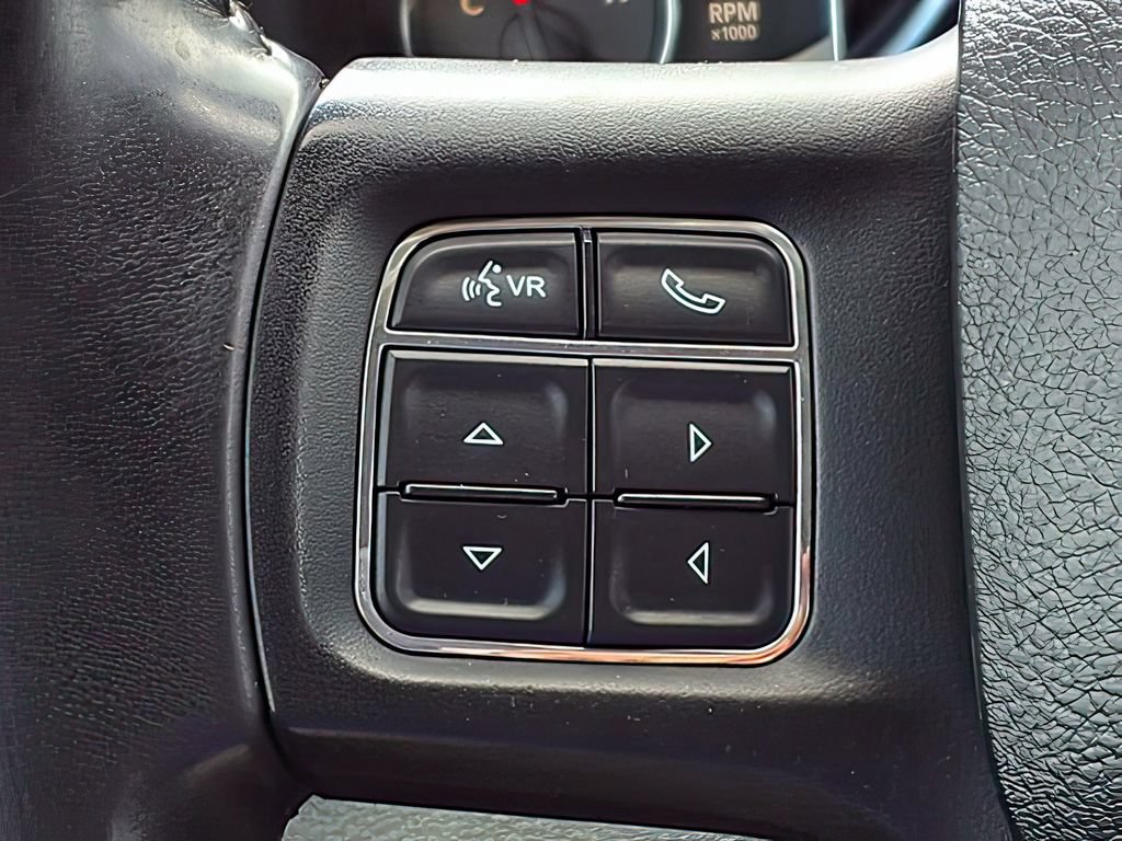 Used 2018 RAM 1500 Lone Star AWD/4WD image 12