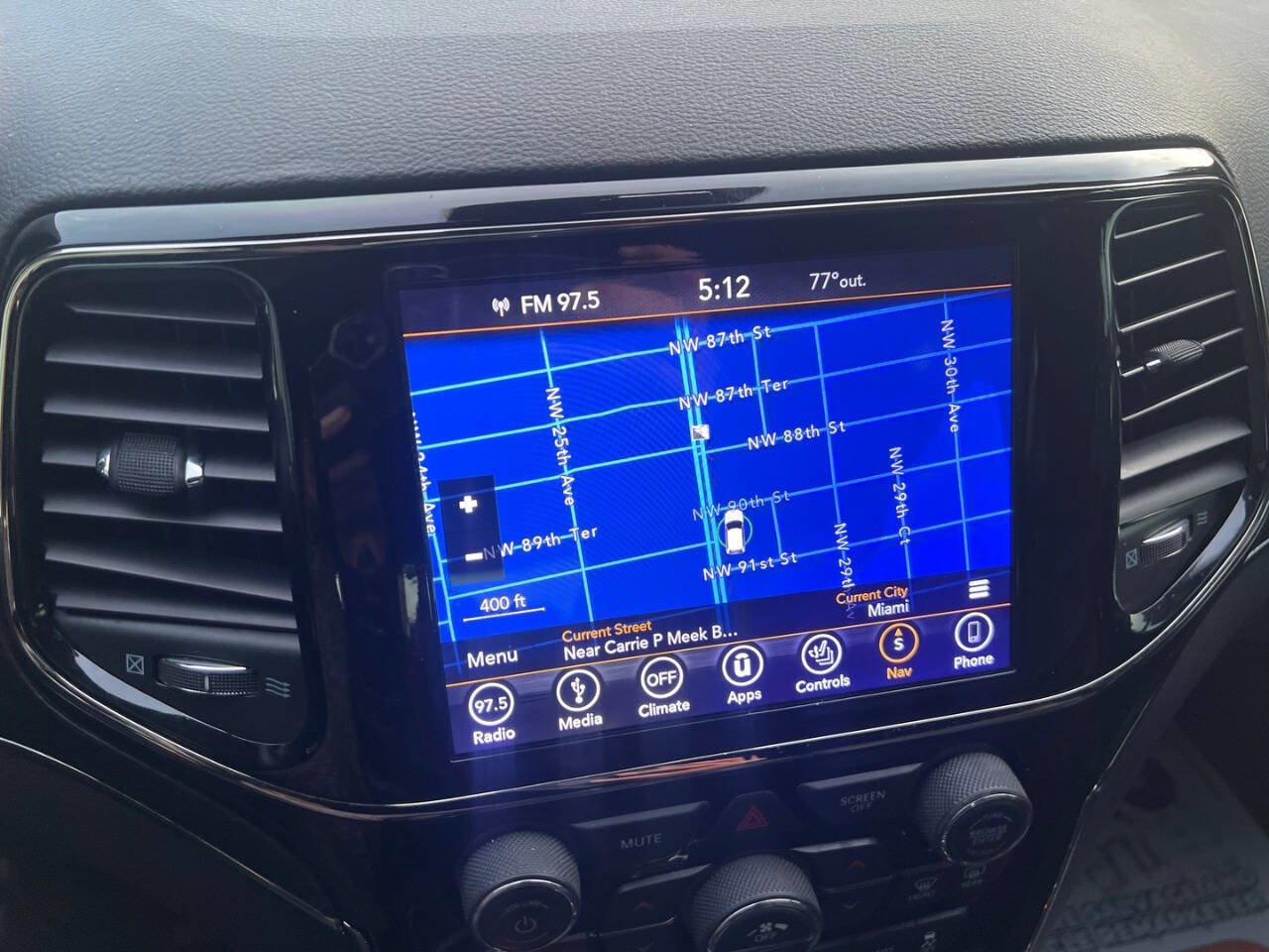 Used 2019 Jeep Grand Cherokee Limited X image 15