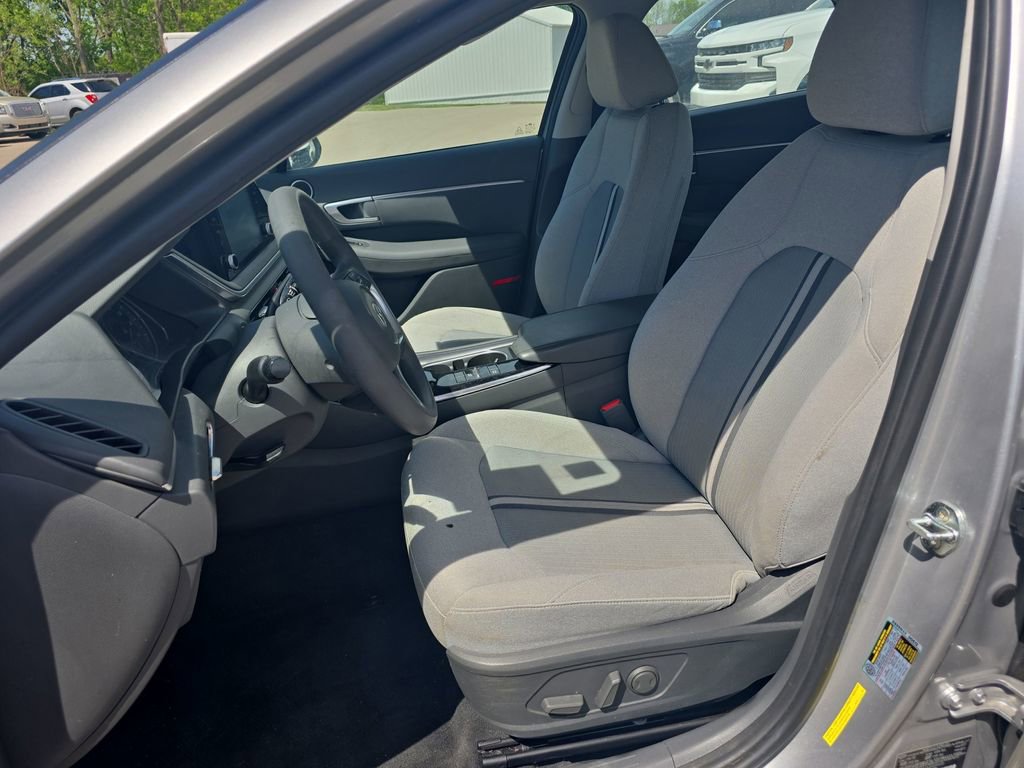 Used 2021 Hyundai Sonata SEL image 12