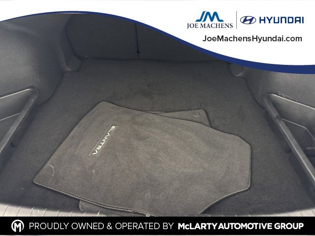 Used 2024 Hyundai Elantra SEL w/ Convenience Package image 32