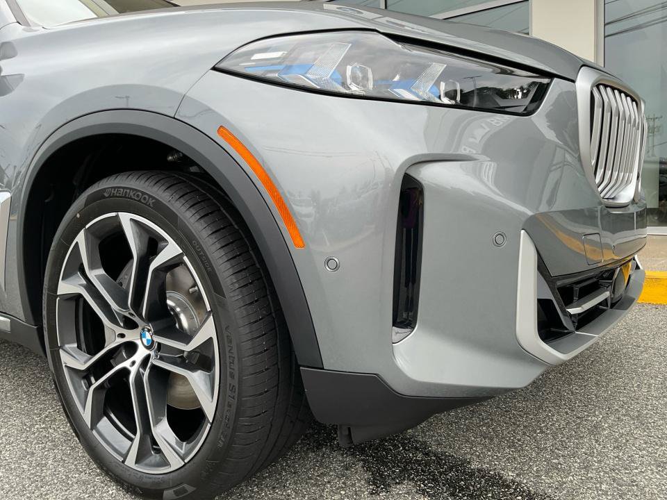 New 2026 BMW X5 xDrive50e AWD/4WD image 24