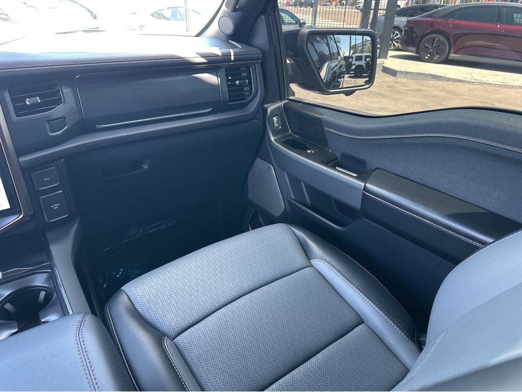 Used 2024 Ford F150 Lightning Lariat AWD/4WD image 18
