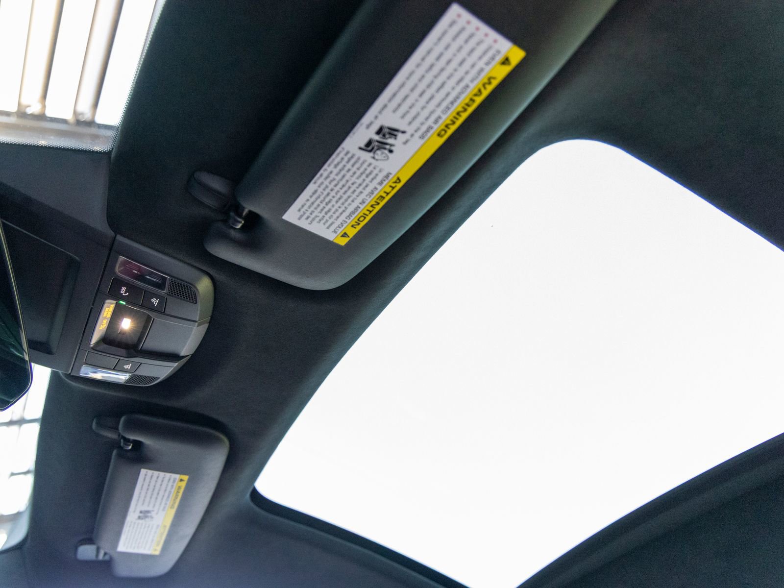 Used 2021 Porsche 911 Turbo S image 30