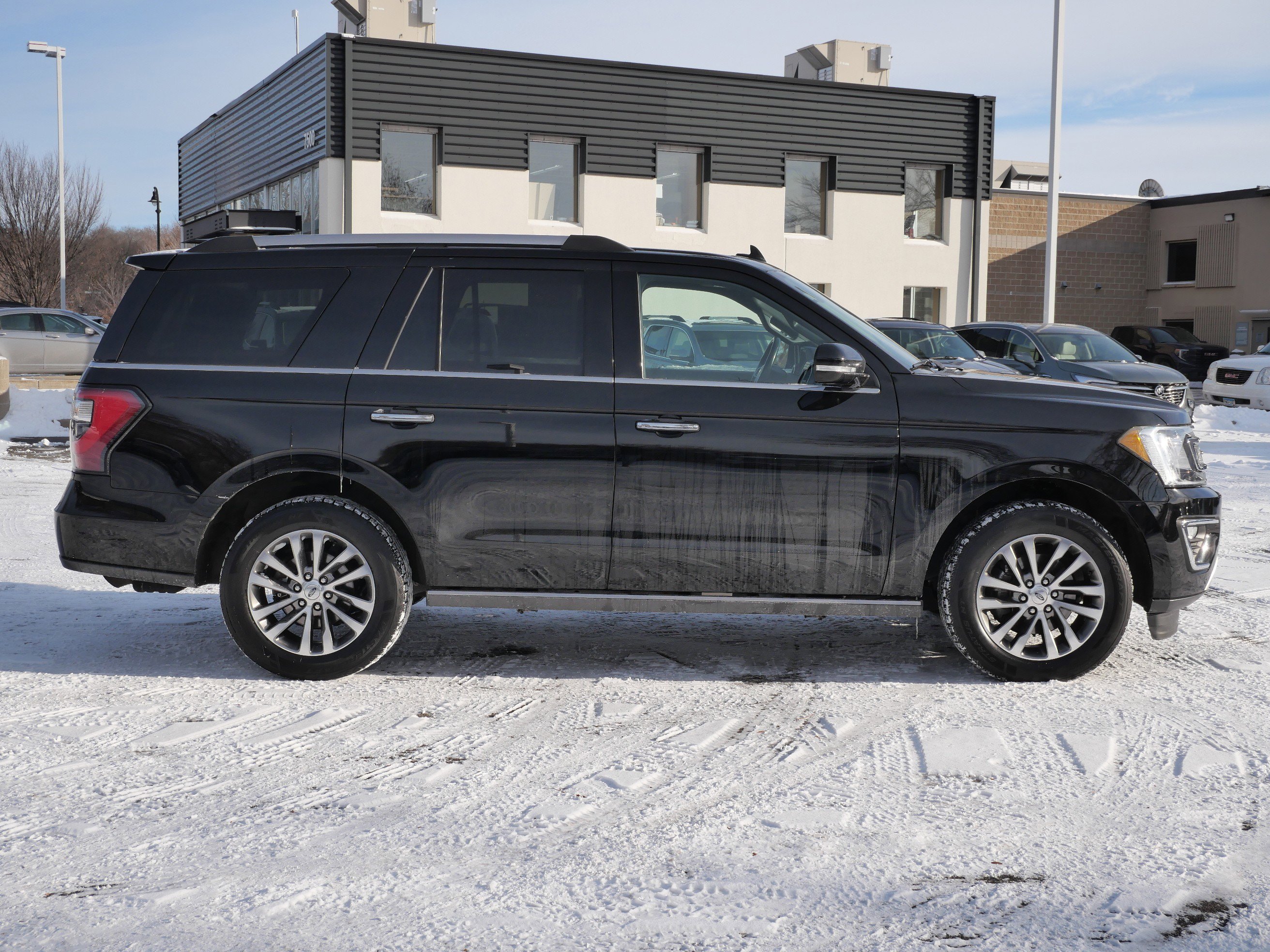 Used 2018 Ford Expedition Limited w/ Equipment Group 301A image 10