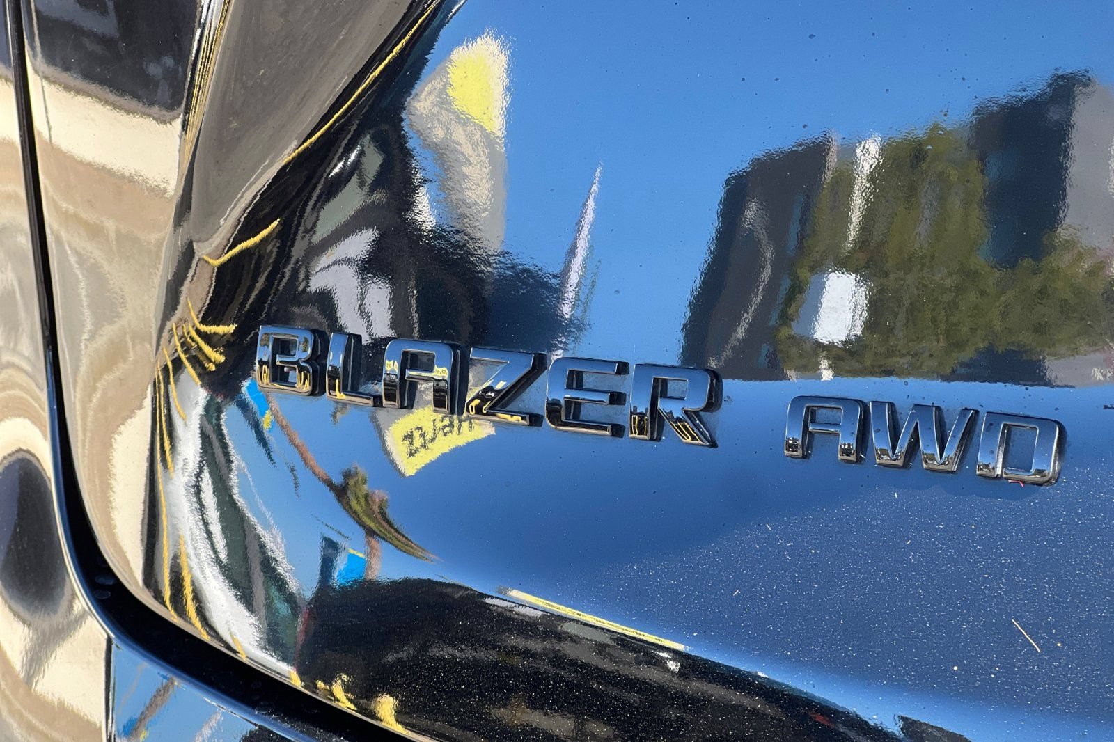 Used 2025 Chevrolet Blazer RS AWD/4WD image 48