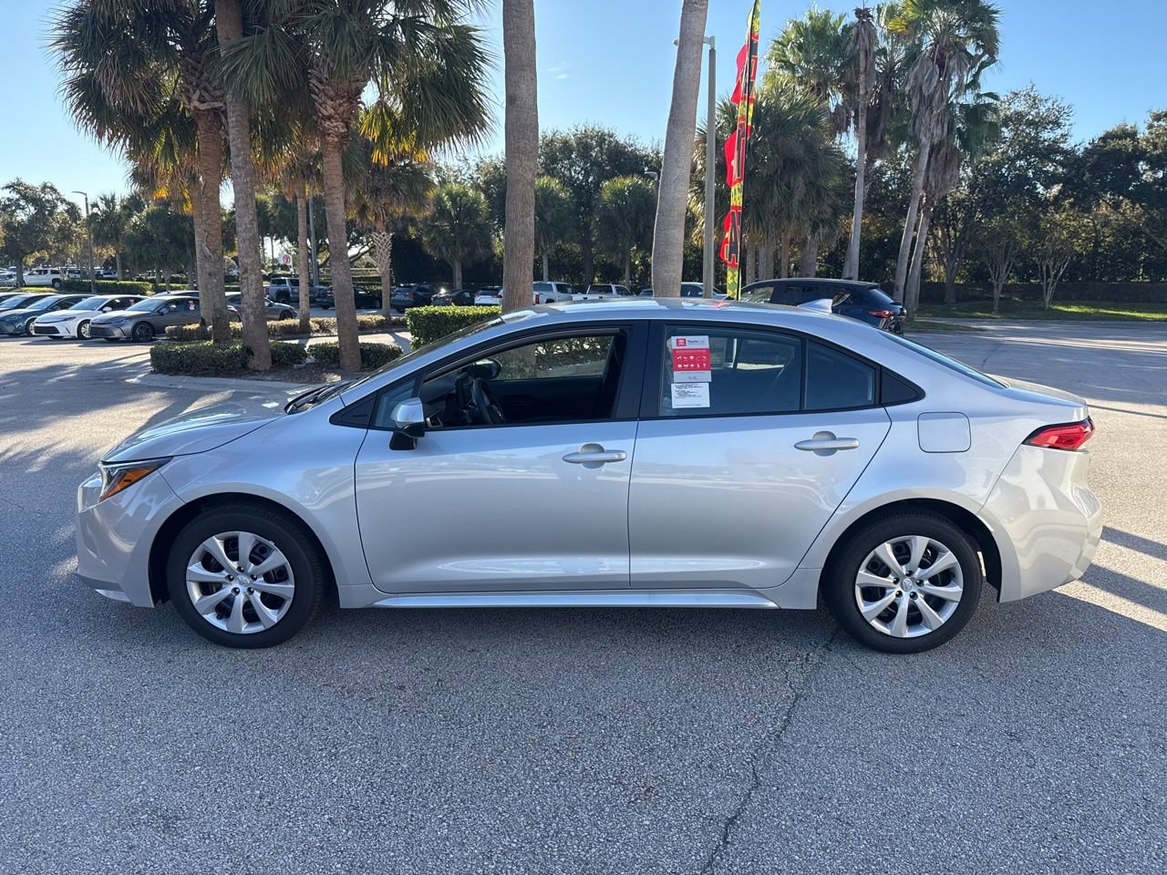 Used 2026 Toyota Corolla LE image 4