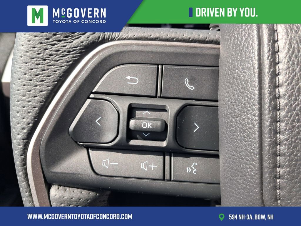 Used 2025 Toyota Tacoma TRD Sport AWD/4WD image 22