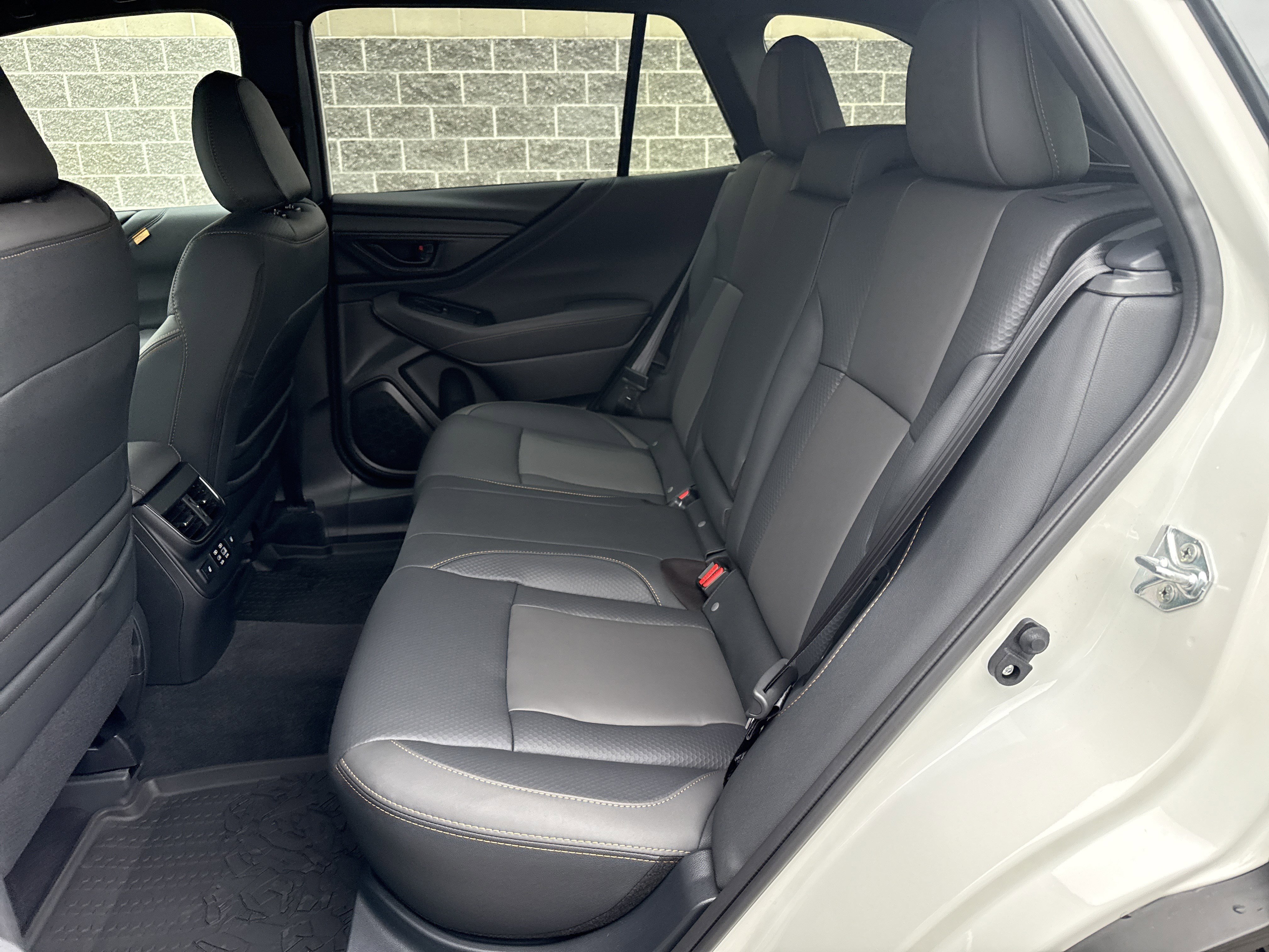 Certified 2025 Subaru Outback Wilderness AWD/4WD image 18