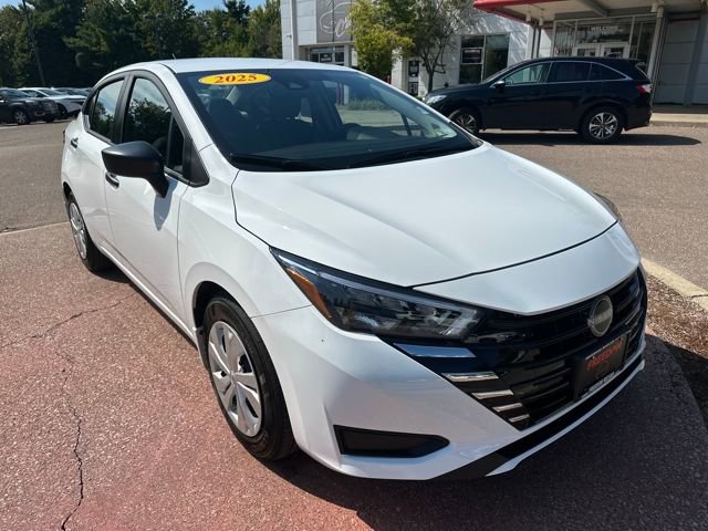 Used 2025 Nissan Versa S w/ Trunk Package image 7