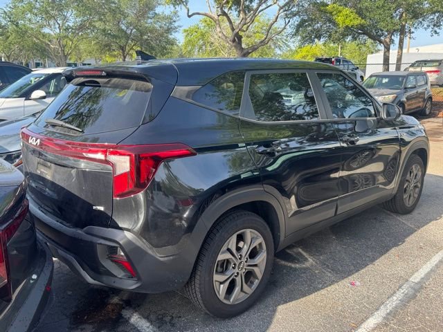 Certified 2024 Kia Seltos LX image 7