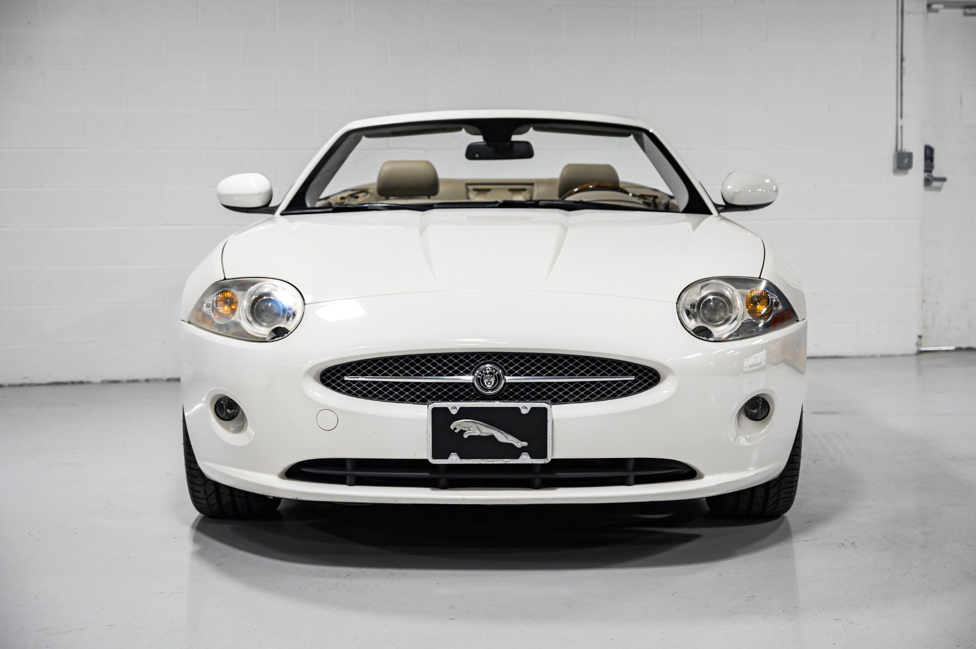 Used 2007 Jaguar XK Convertible image 8