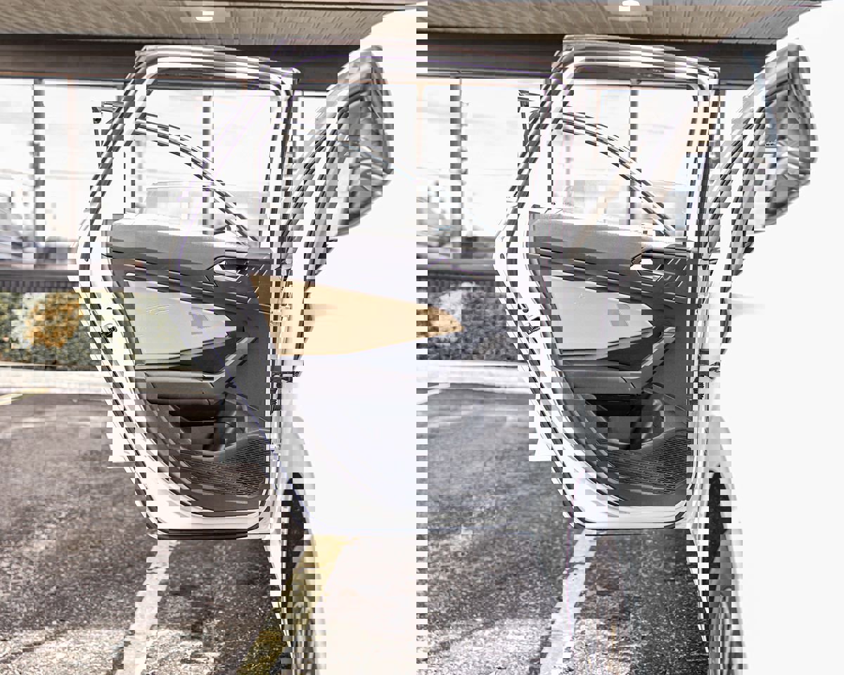 Used 2019 Volkswagen Jetta SE image 32