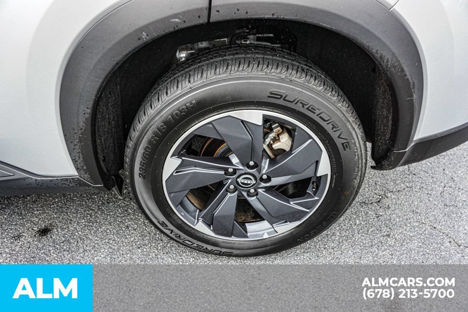 Used 2024 Nissan Rogue SV FWD image 16
