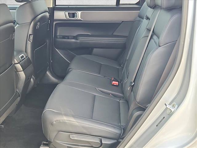 Used 2026 Hyundai Santa Fe SEL FWD image 17