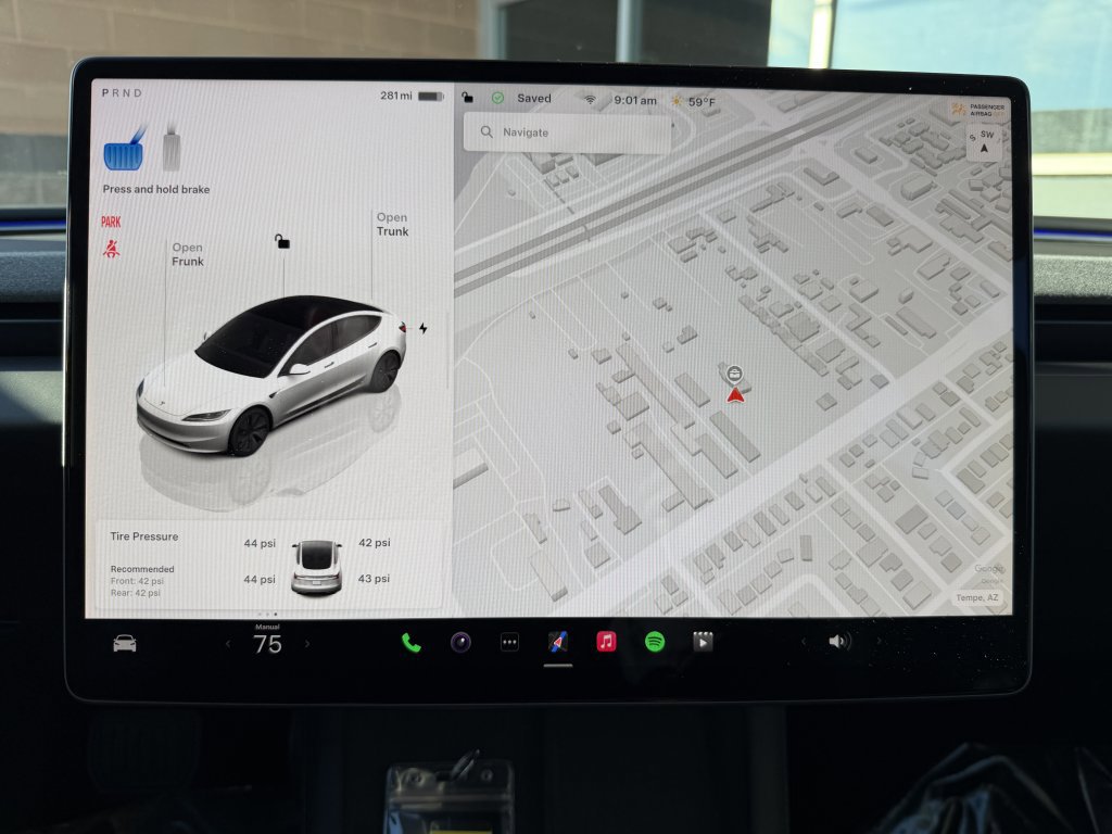 Used 2025 Tesla Model 3 image 25