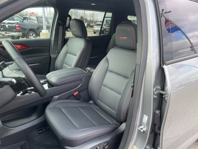 Used 2025 Chevrolet Traverse Z71 w/ Driver Confidence Package image 26