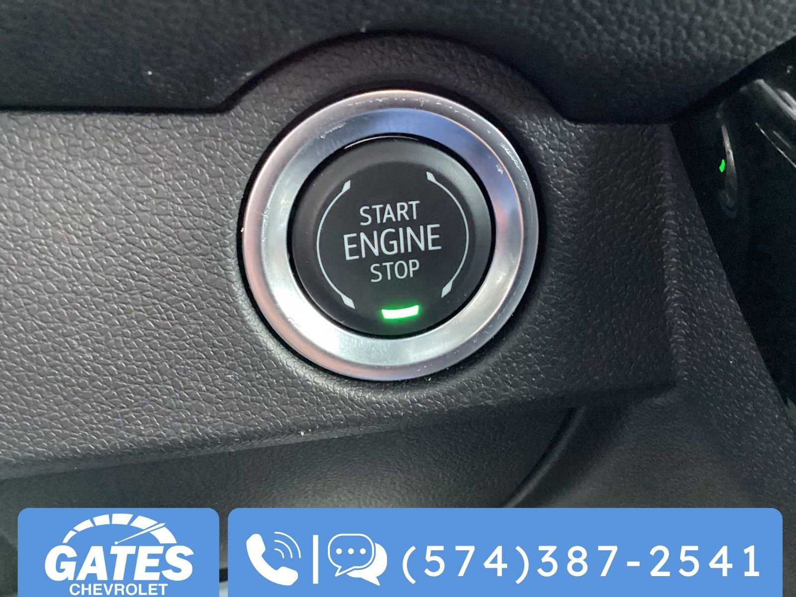 Used 2025 Chevrolet Traverse LT w/ Driver Confidence Package image 28