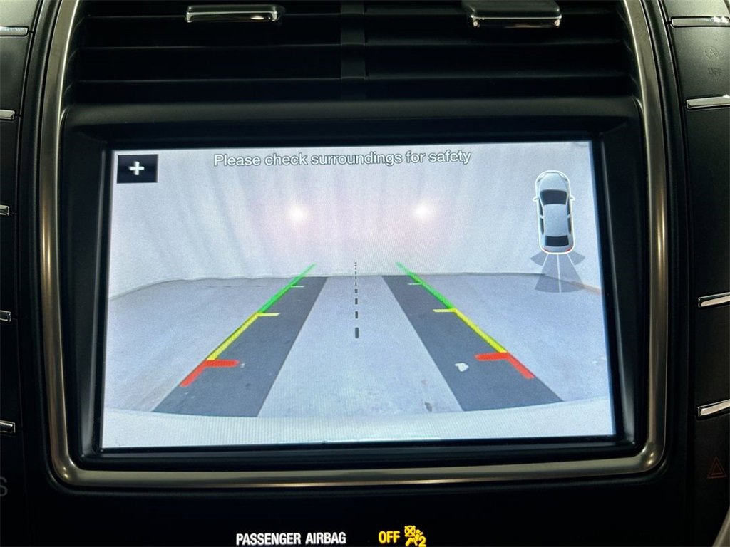 Used 2019 Lincoln Nautilus Select image 15