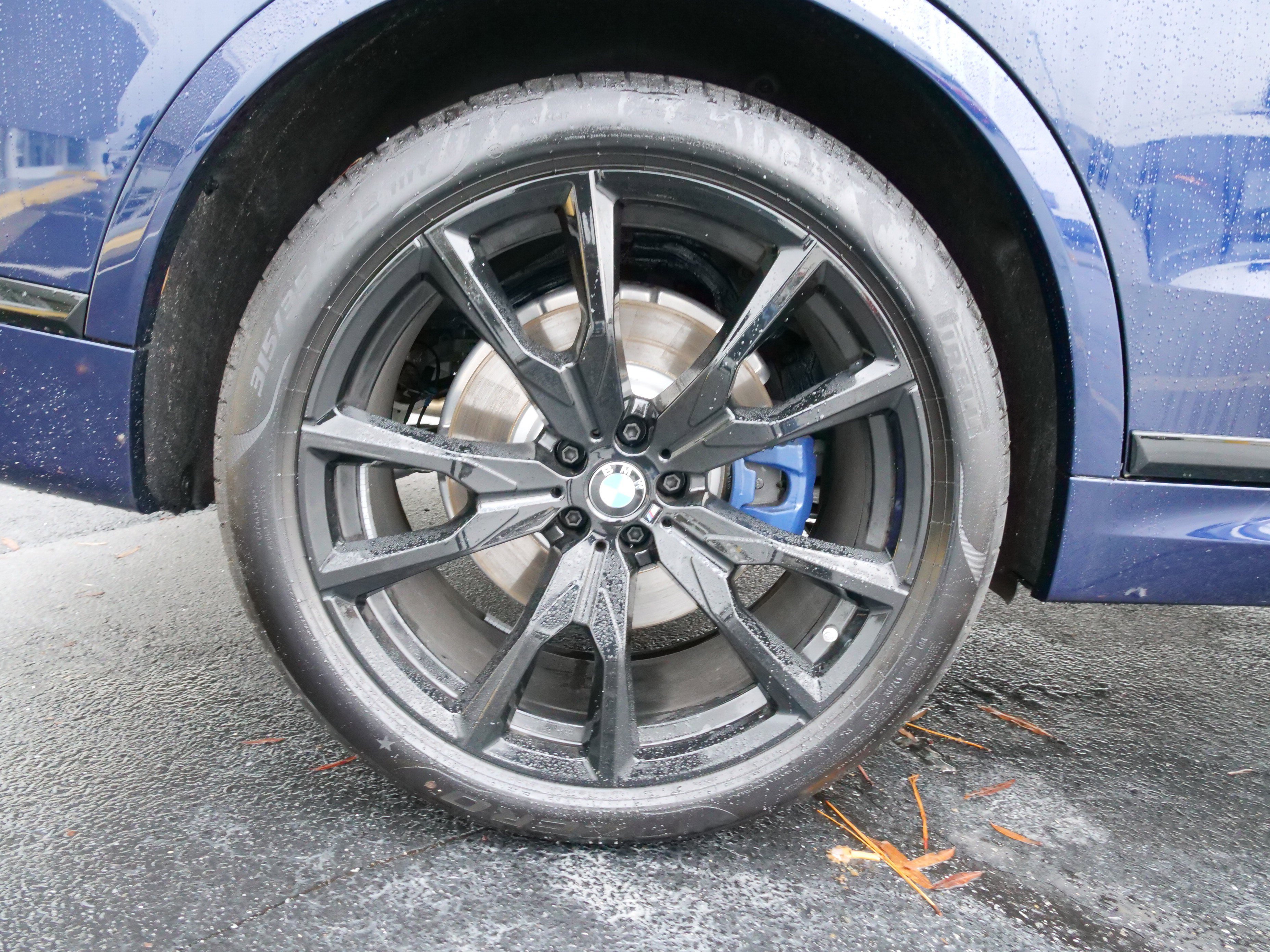 New 2026 BMW X7 xDrive40i w/ Executive Package image 12