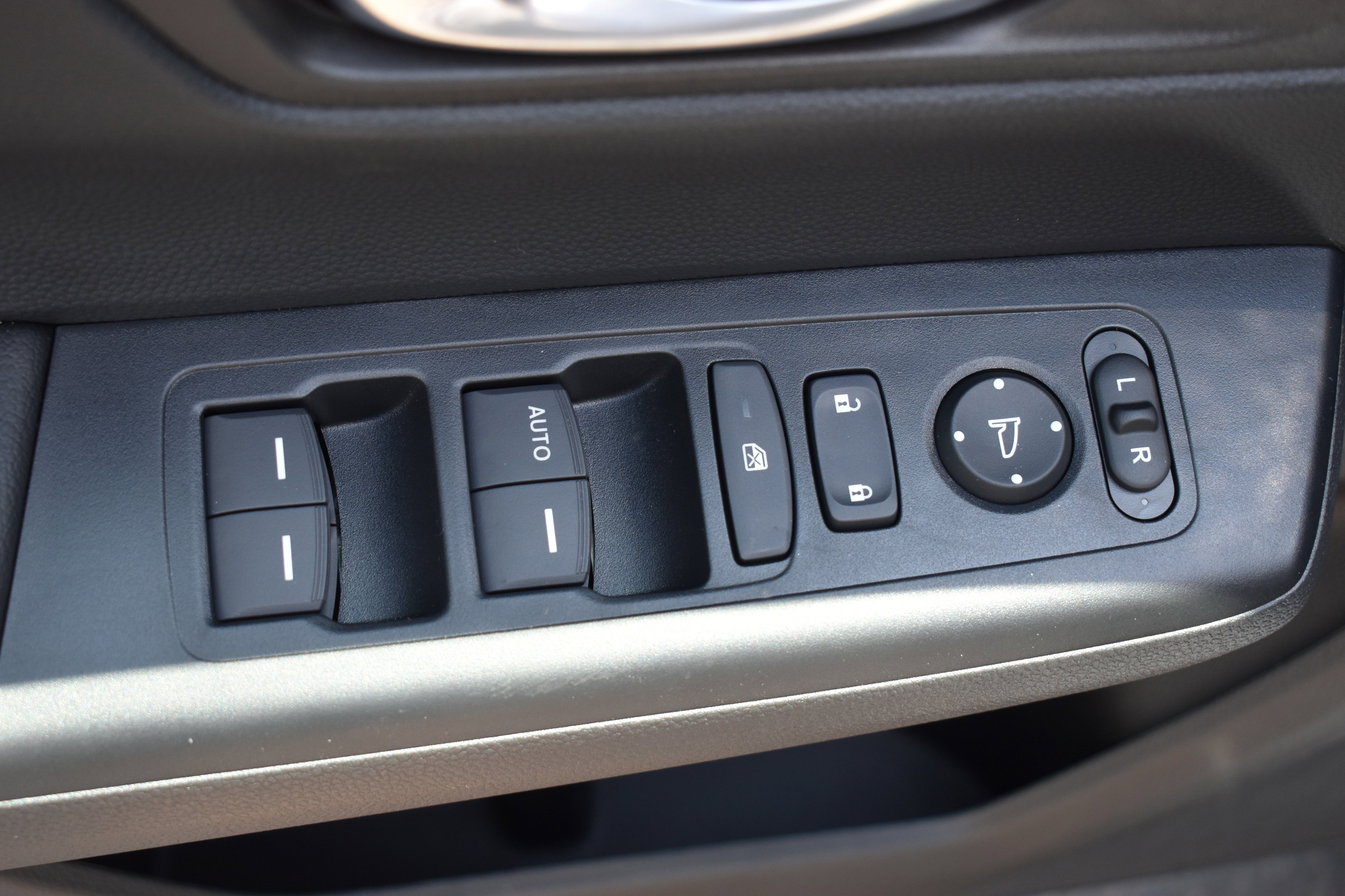 New 2026 Honda CR-V LX image 12