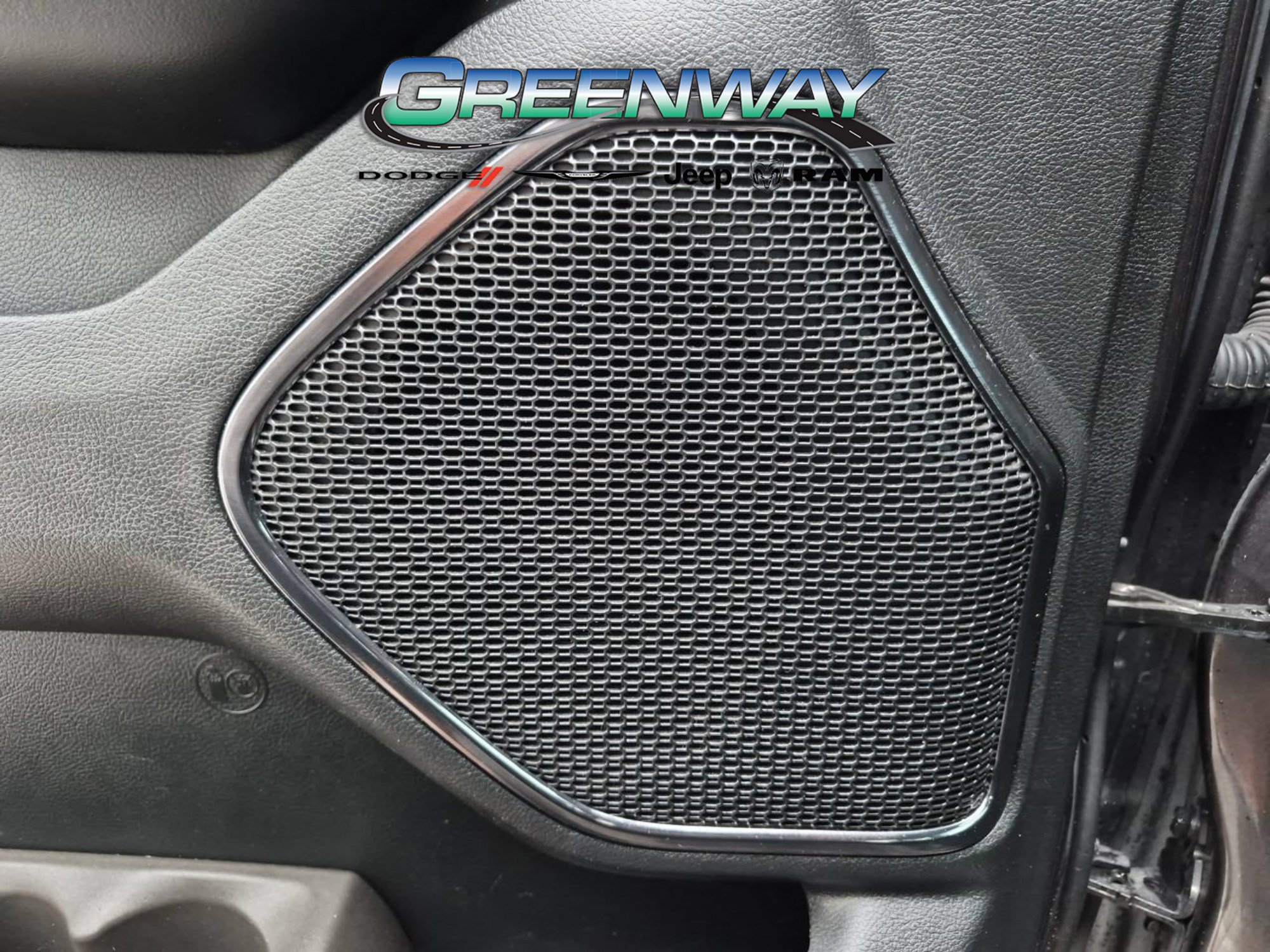 Used 2022 RAM 1500 Limited w/ Body Color Bumper Group AWD/4WD image 14