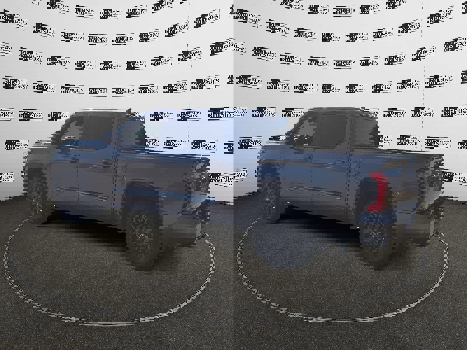 Used 2025 Toyota Tundra Platinum image 4