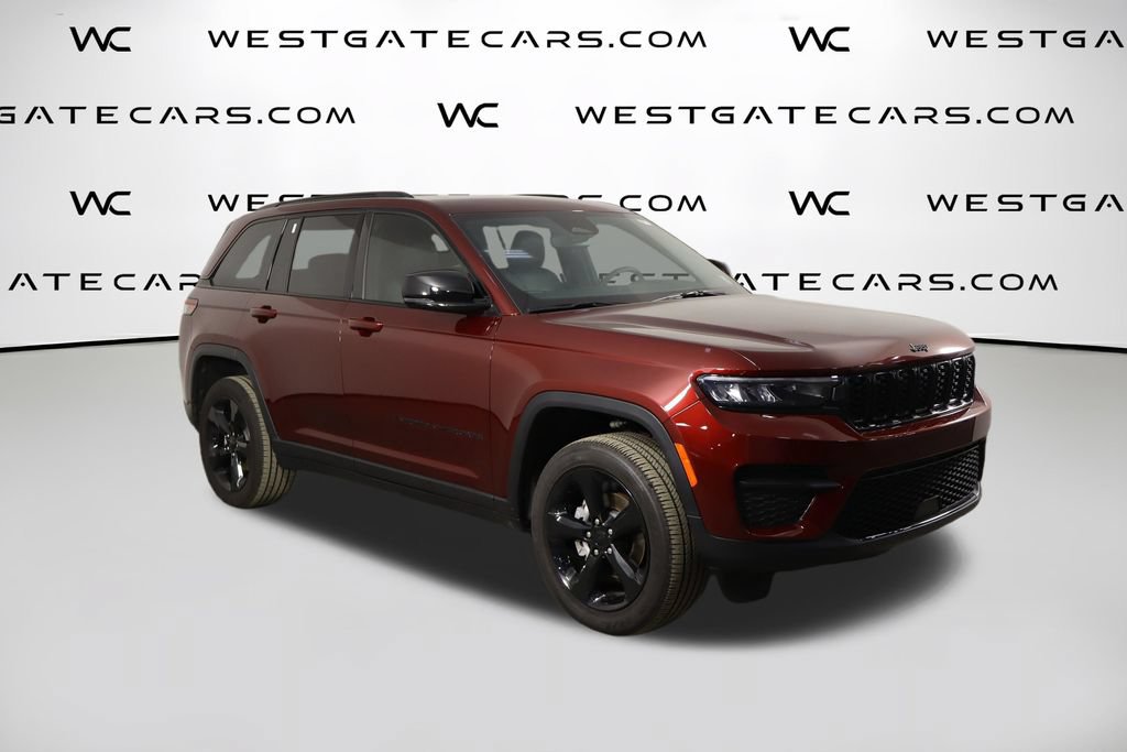 Used 2024 Jeep Grand Cherokee Altitude AWD/4WD image 48