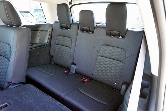 New 2026 Nissan Pathfinder SV w/ Cargo Package FWD image 27