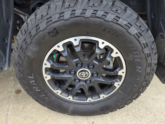Used 2022 Toyota Tundra SR5 w/ TRD Off-Road Premium Package image 11