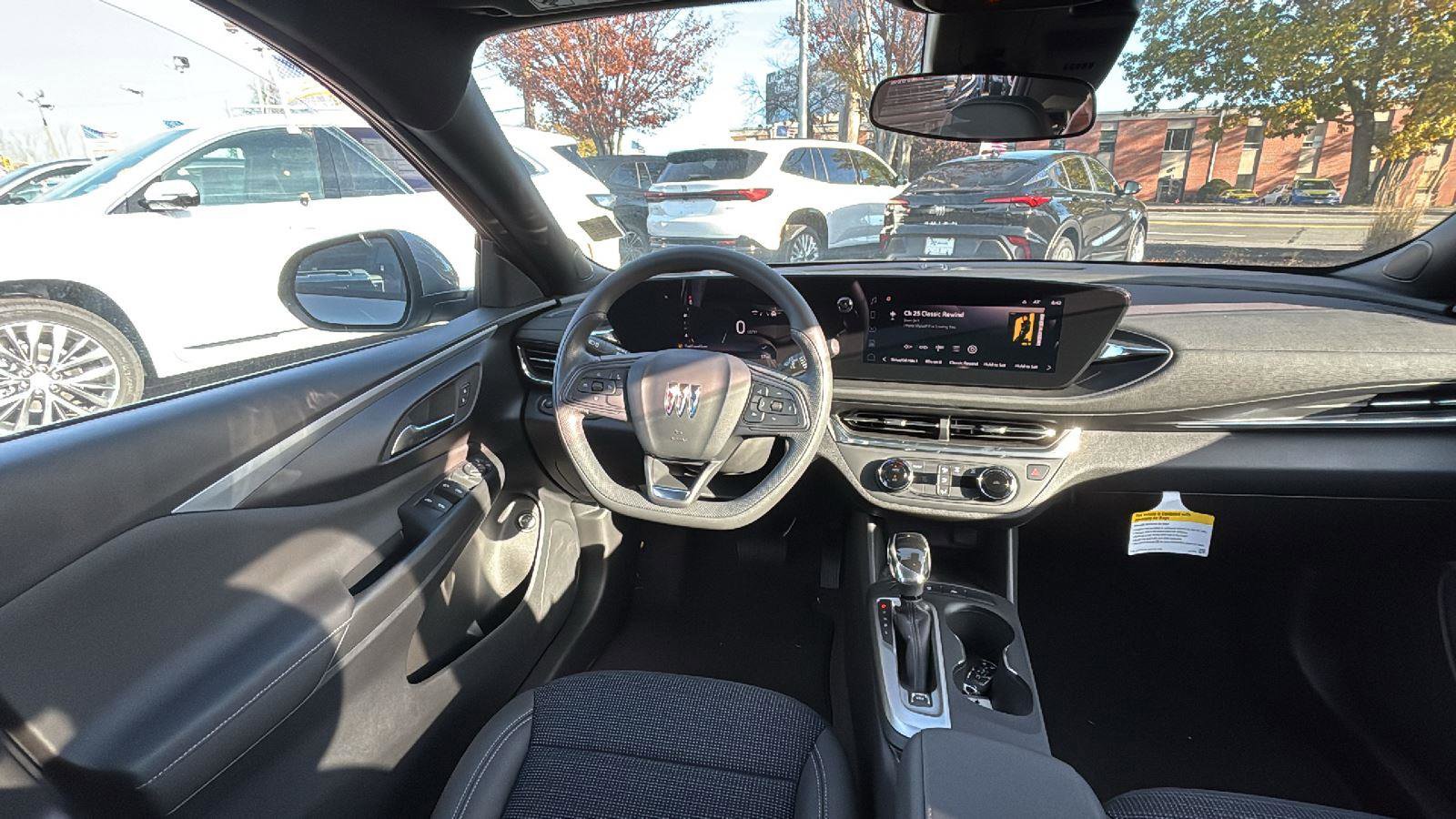 New 2025 Buick Envista Preferred w/ Convenience II Package image 25