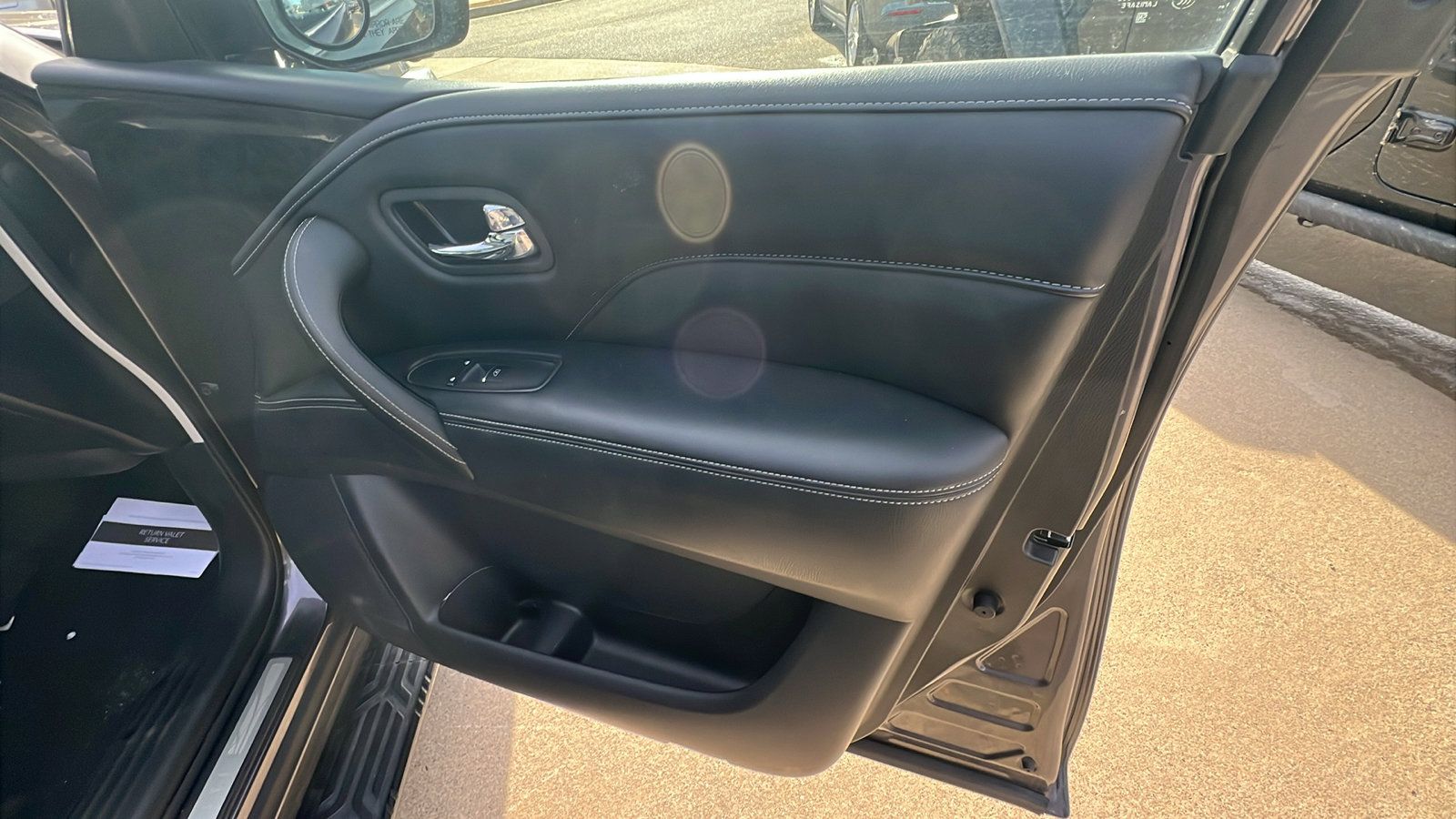 Used 2024 INFINITI QX80 Luxe image 18