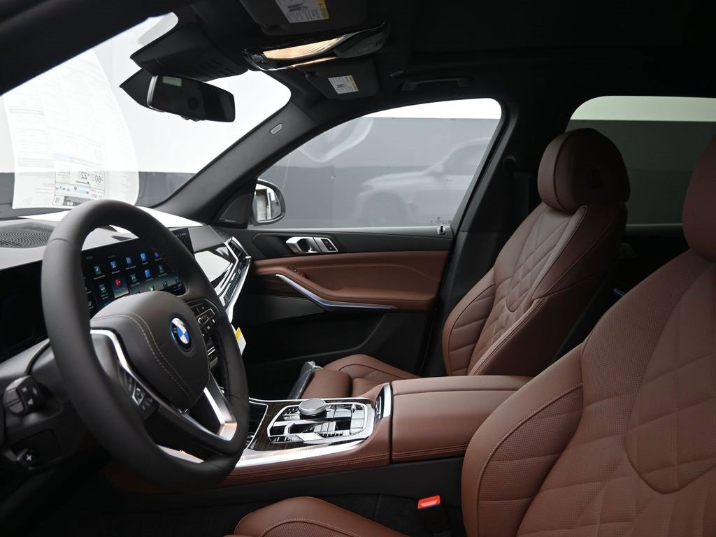 New 2026 BMW X5 xDrive50e image 12