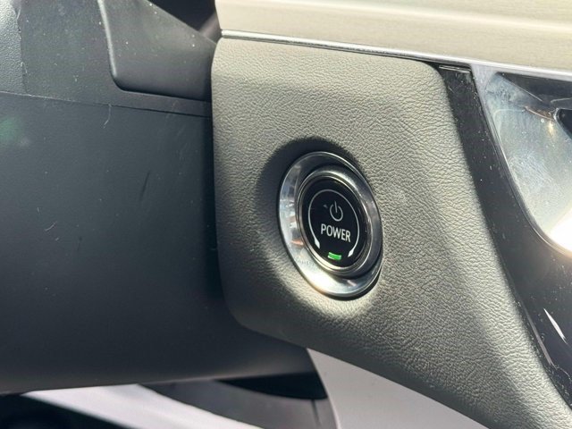 Certified 2023 Cadillac Lyriq 2WD image 9