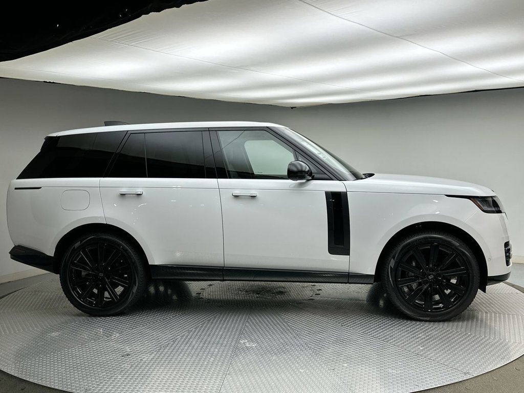 New 2027 Land Rover Range Rover SE AWD/4WD image 4