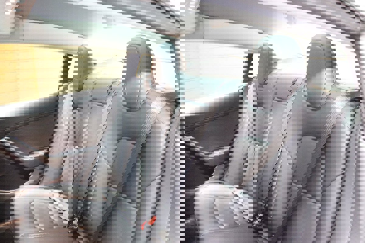 Used 2023 Tesla Model 3 Standard Range RWD image 41