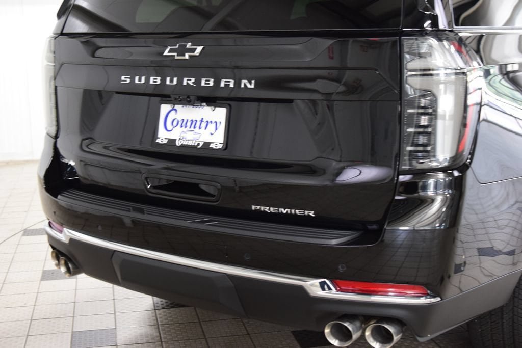 New 2026 Chevrolet Suburban Premier AWD/4WD image 21