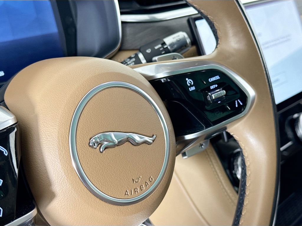 Used 2021 Jaguar F-PACE S image 19