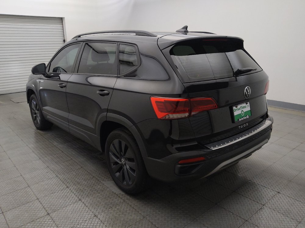 Used 2024 Volkswagen Taos S w/ MDO Package FWD image 5
