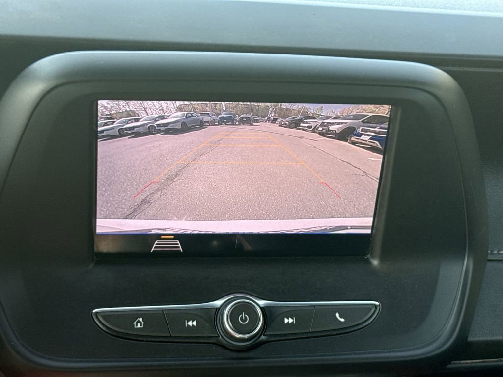 Used 2020 Chevrolet Camaro LT image 24
