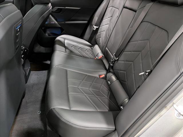 Used 2026 BMW 550e xDrive w/ Executive Package image 20